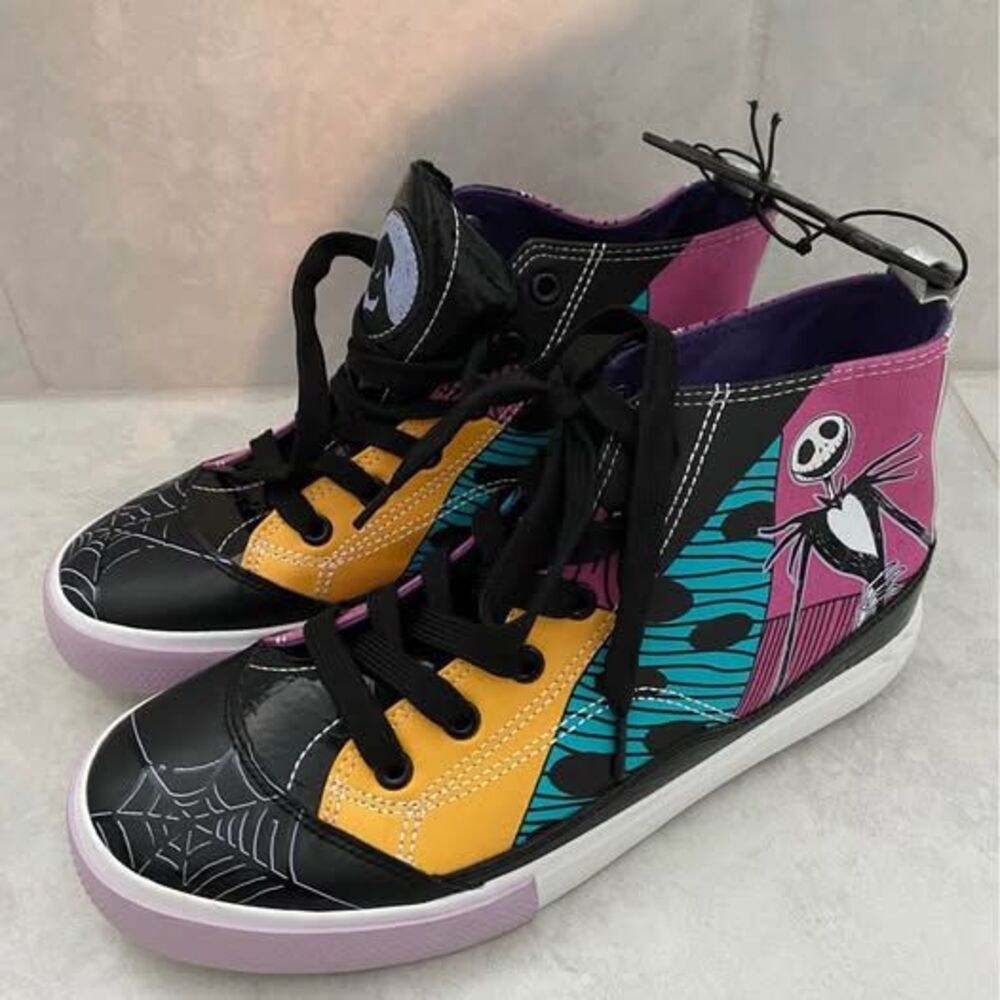 New Disnep Tim Burton’s nightmare before Christmas sneakers size 6